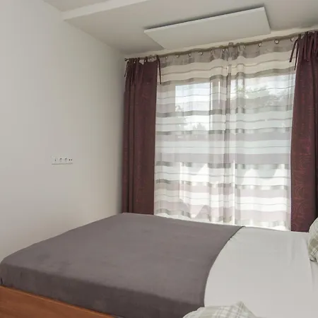 Maluno 777 Lejlighedshotel 3*