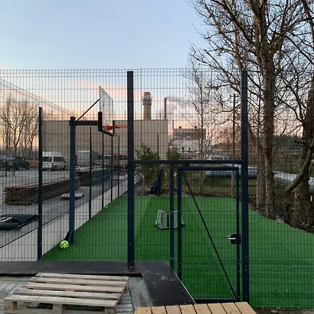 Aparthotel Maluno 777